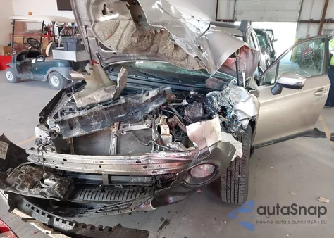 2016 Subaru Outback 2.5I Limited z USA, uszkodzony, nr VIN 4S4BSBNC5G3296543